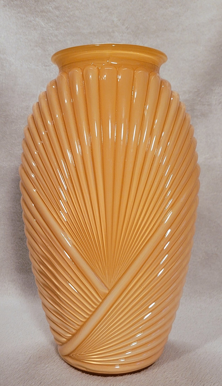 Salmon-coral art deco revival ribbed vintage vase by Anchor Hocking, 12.5″