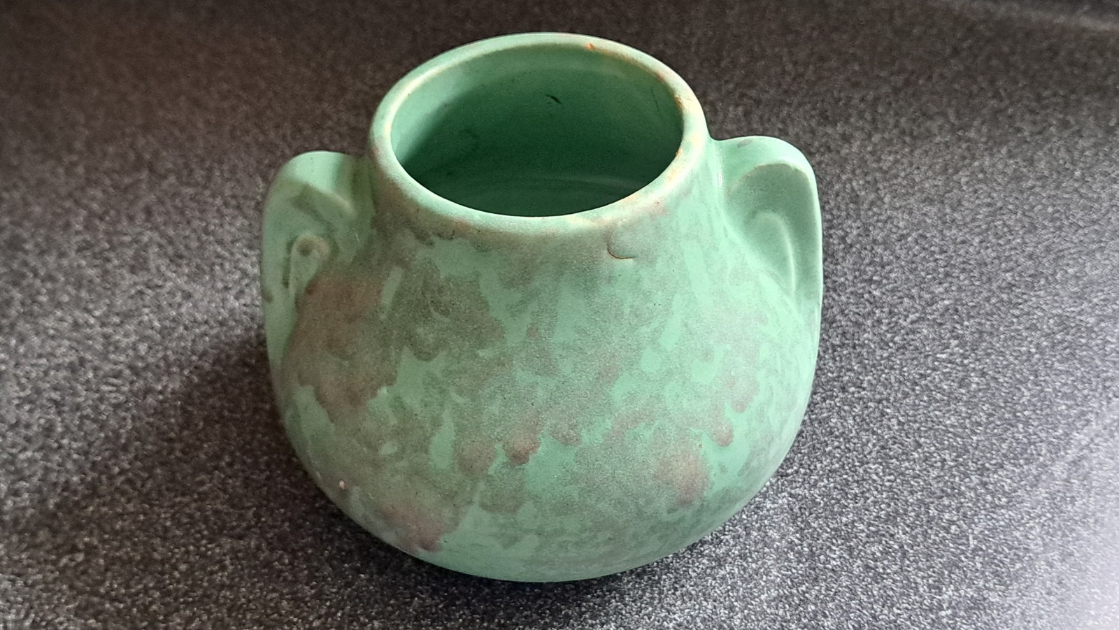 Brush Mccoy Vellum Fawn Mottled green vase 6 inch Vintage