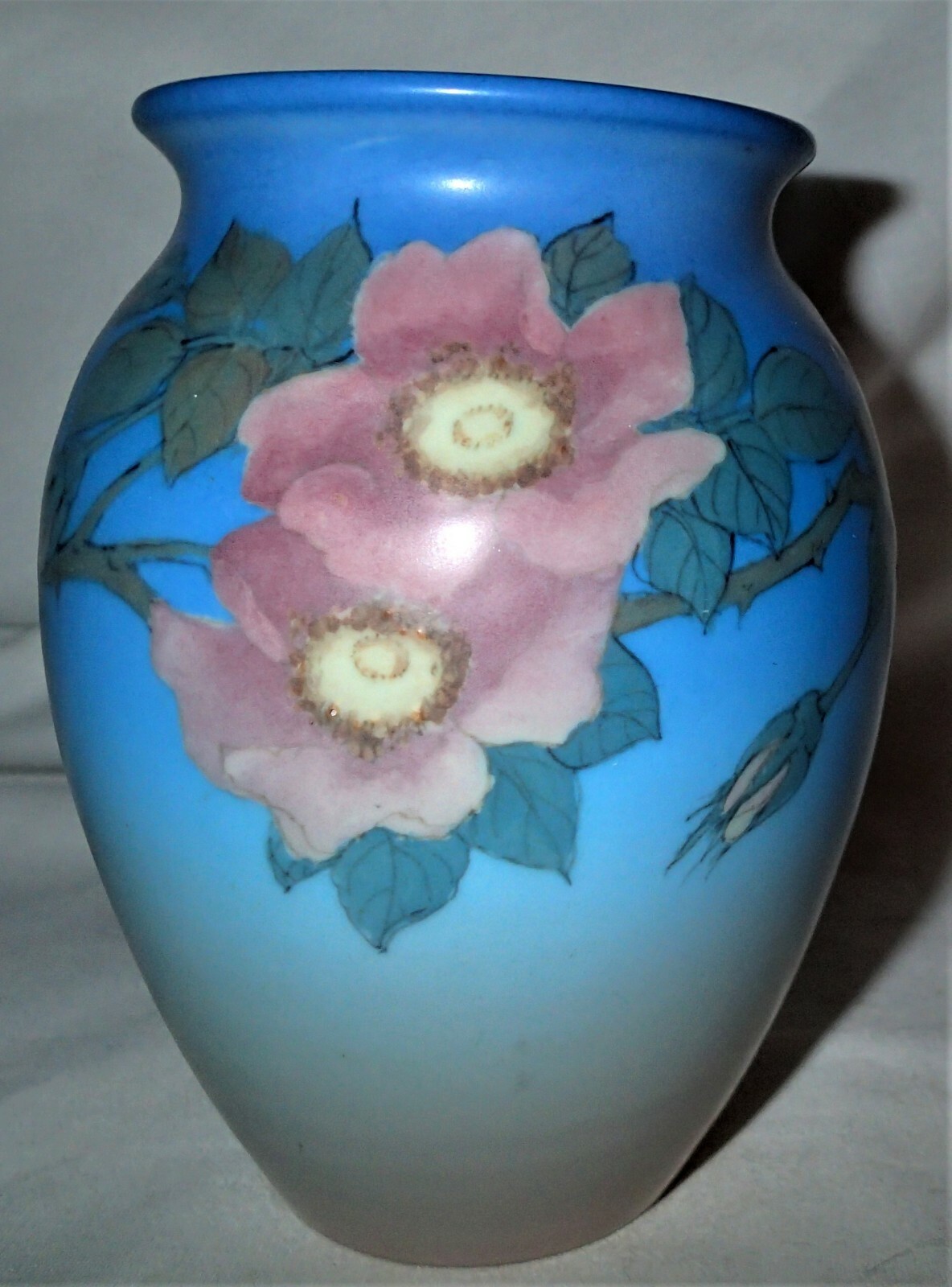 ANTIQUE USA 1930 SIGN ED DIERS VELLUM ROOKWOOD USA ART POTTERY FLOWER PLANT VASE