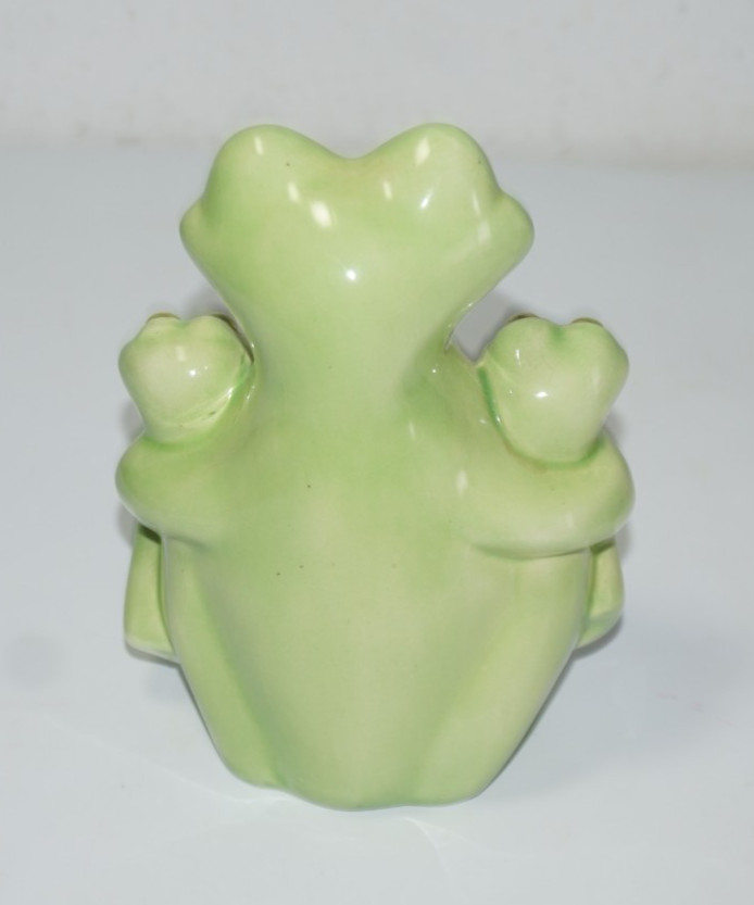 VTG 1960s Ceramic Smiling Green Frog Family Figurine 5″x4″x3′