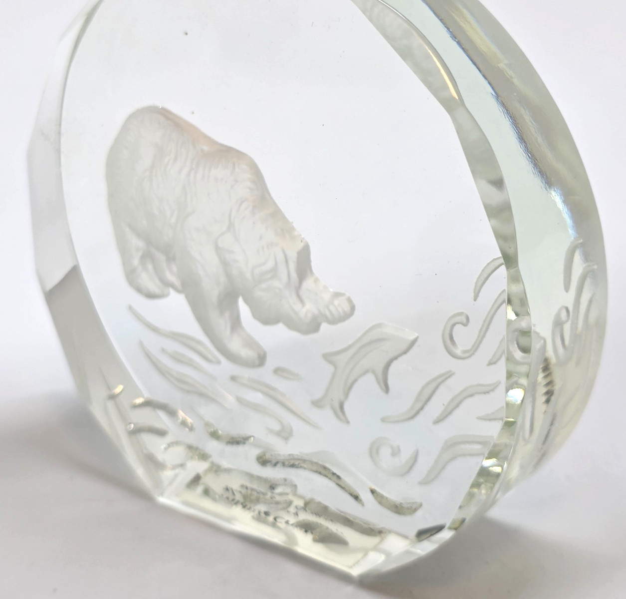 Danbury Mint Wildlife Crystal Paperweight Grizzly Bear Animal