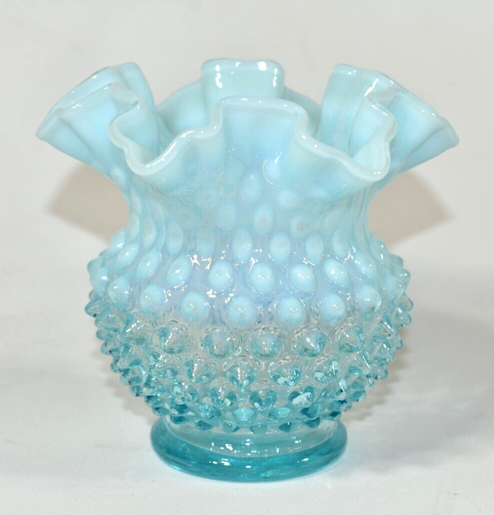 Vtg Fenton Aqua Turquoise Blue Opalescent Hobnail Ruffled Art Glass Vase 4.5″