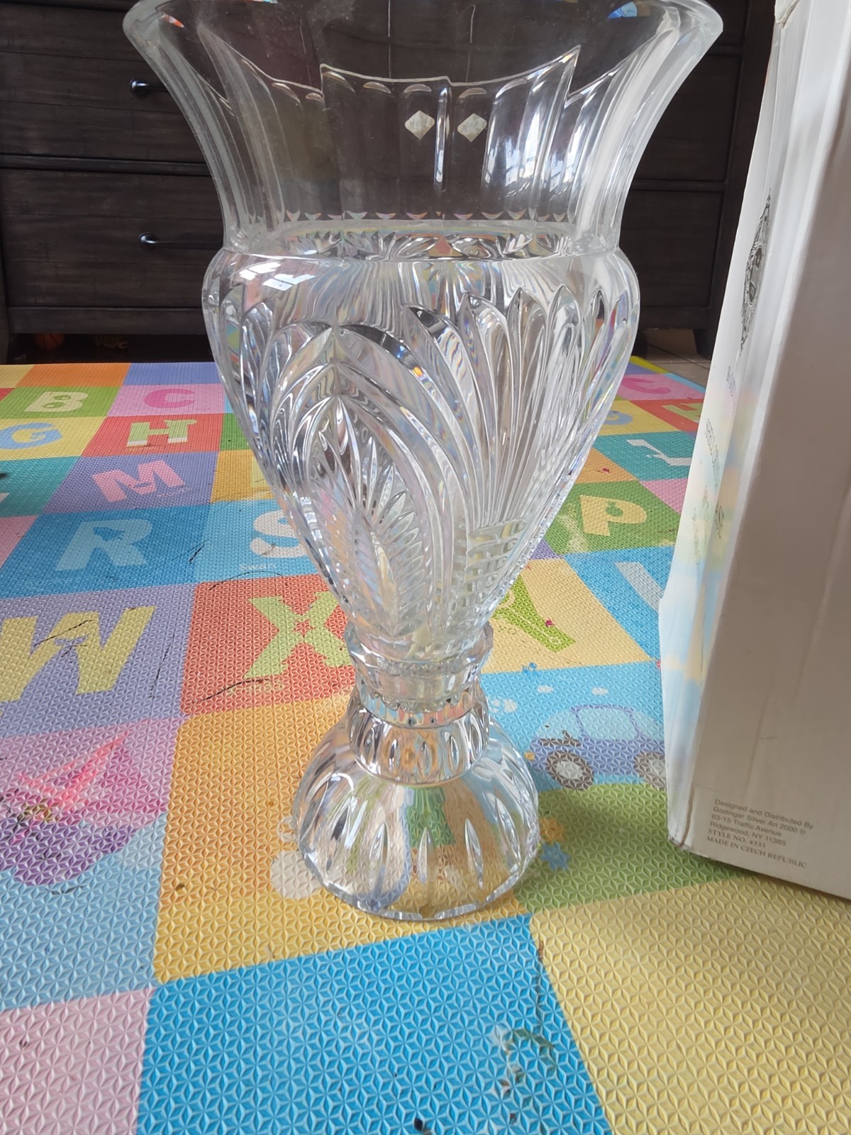 Shannon 24% Lead Crystal Vase By Godinger Coquille Shell Czech Rep 16″ Tall