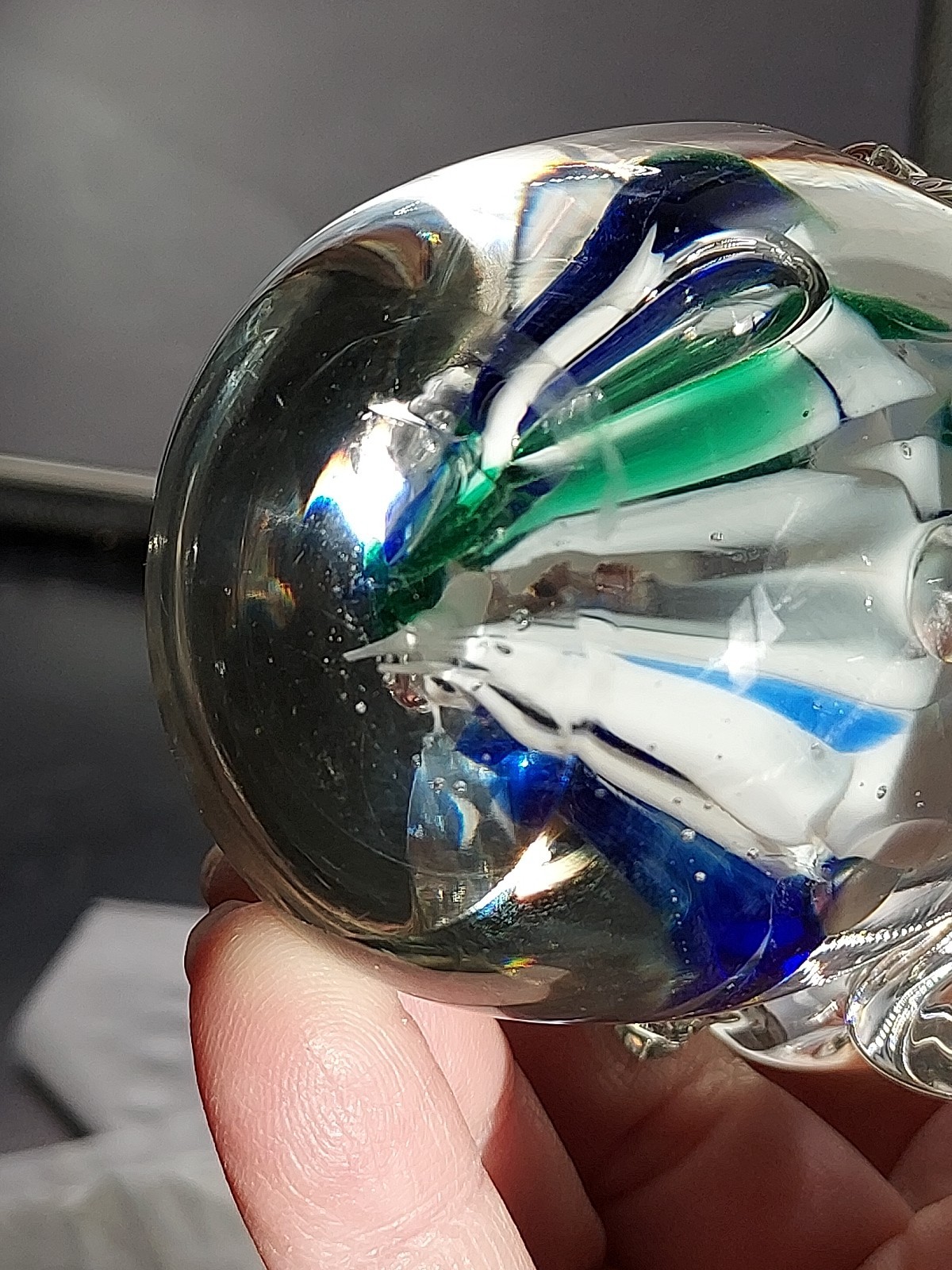 Lucky Trunk Up Elephant Blue Green Floral Paperweight Handblown glass 4″Tall Vtg