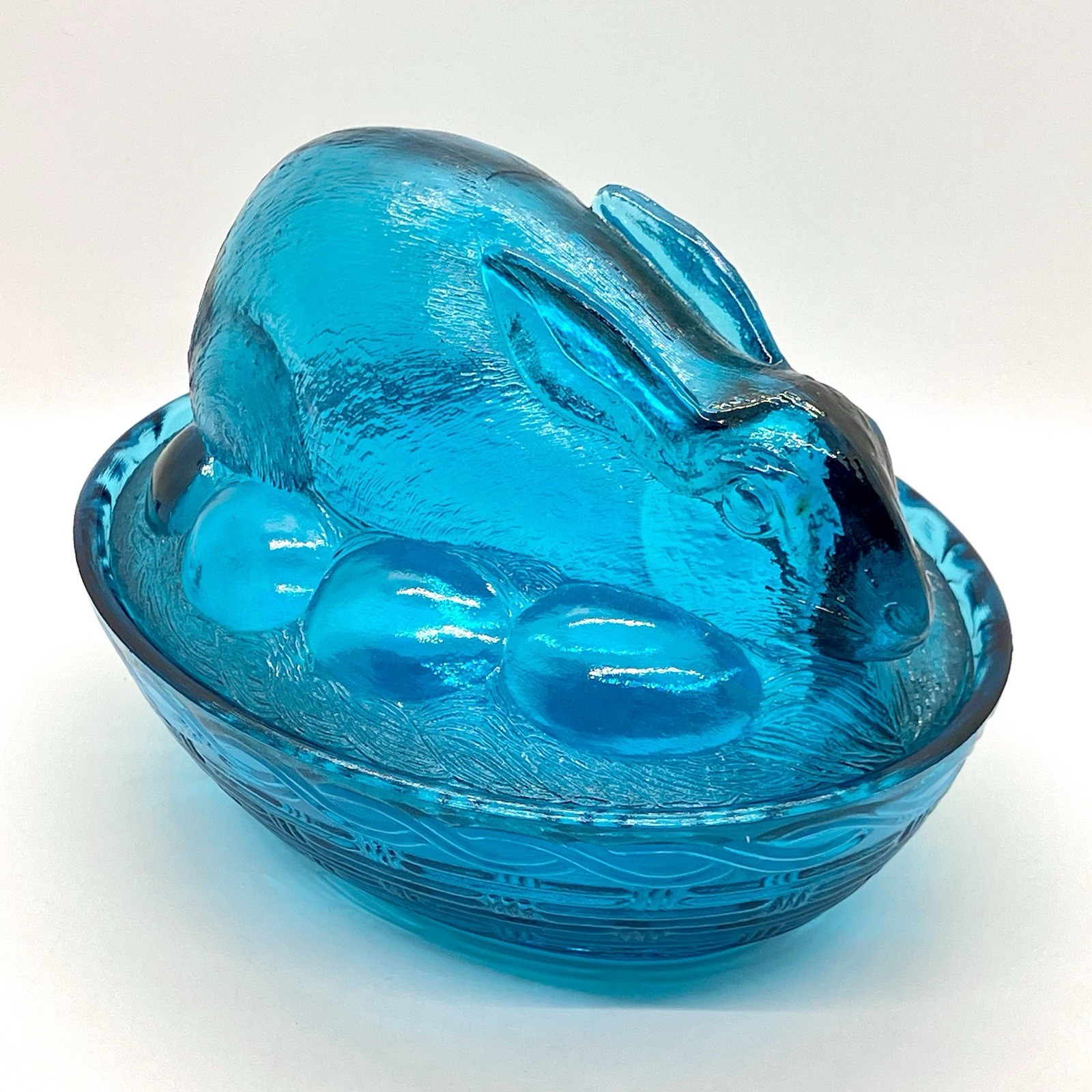 Vtg Fenton Rabbit on Nest w Lid Eggs Teal Blue Glass Spring Easter Bunny 90s