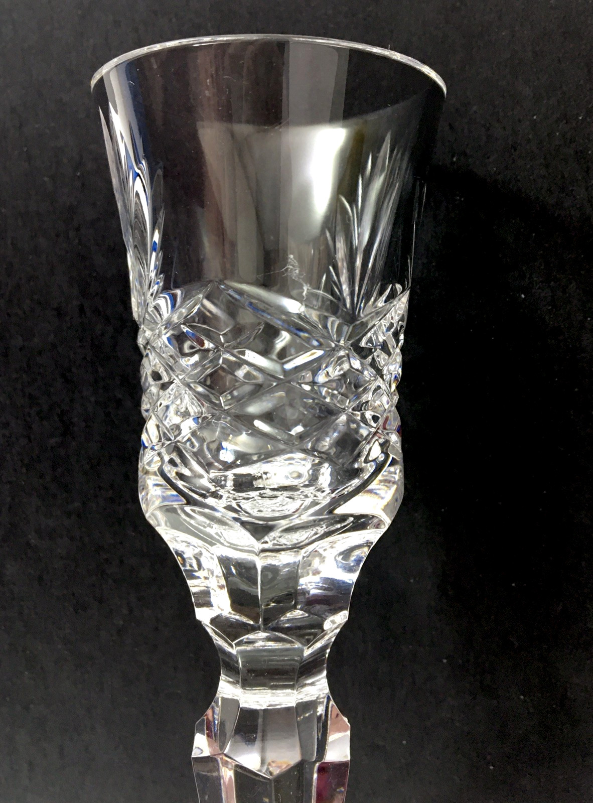 2 Essex Candle Sticks 24% Lead Crystal Clear Industries Fan & Crisscross 1997-13
