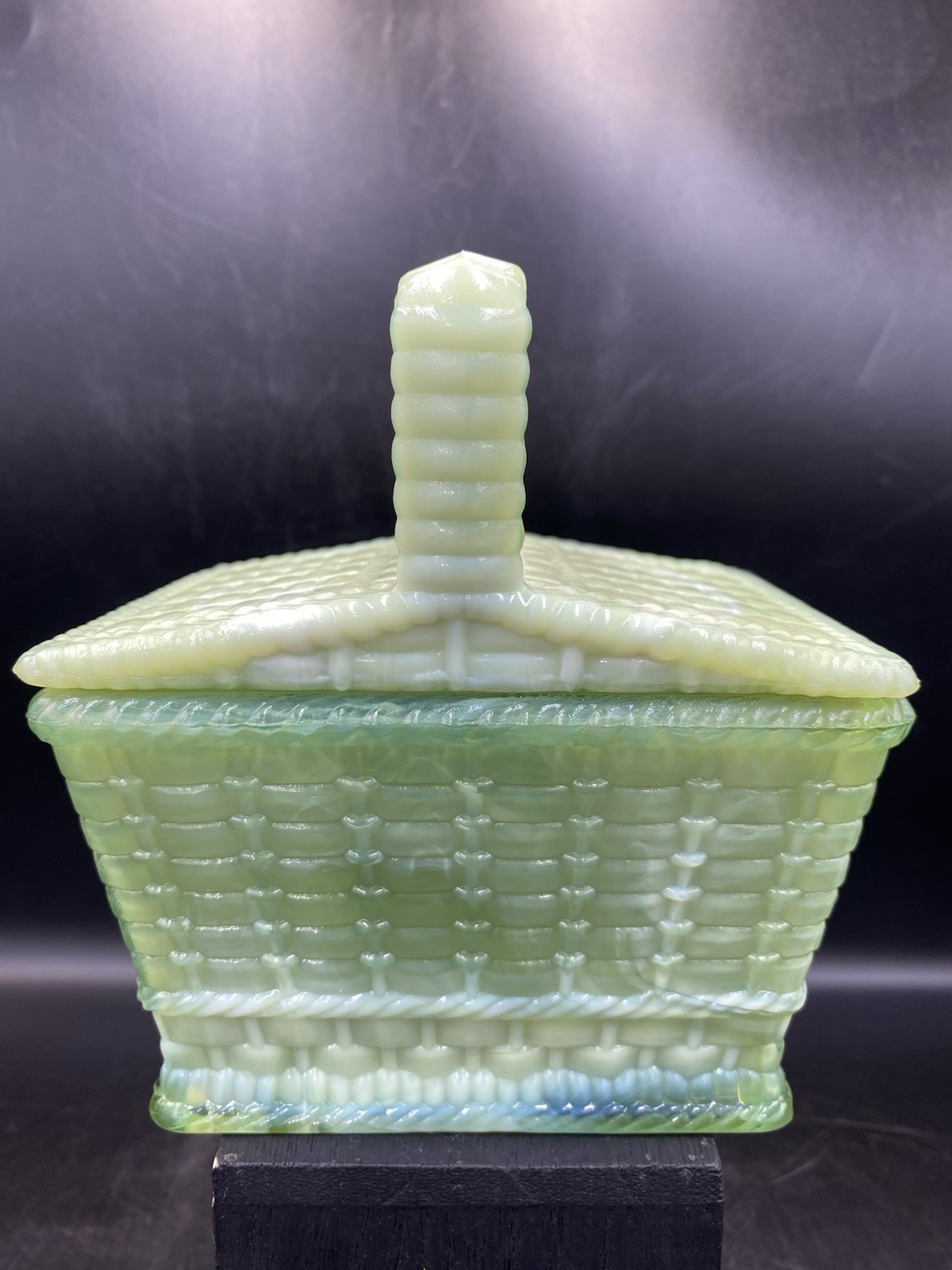 Westmoreland Green Jadite Jadeite Slag Picnic Basket Candy Dish