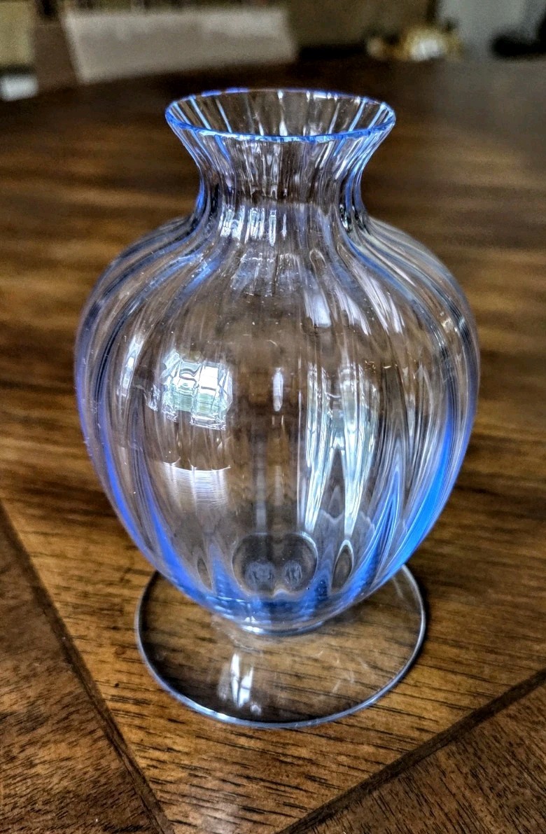 BACCARAT France Light Blue AQUARELLE Crystal Single Flower Vase