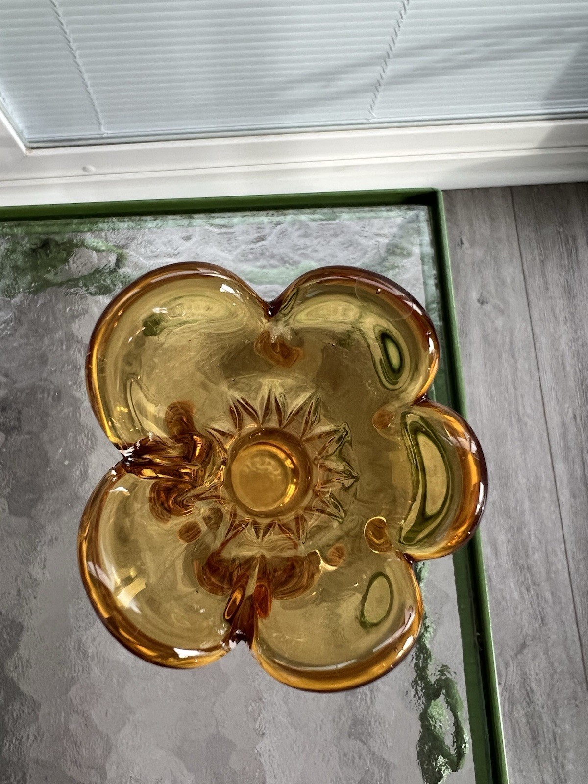 ￼ Vintage Rainbow, Amber swung diamond pattern 8 1/2 inch vase