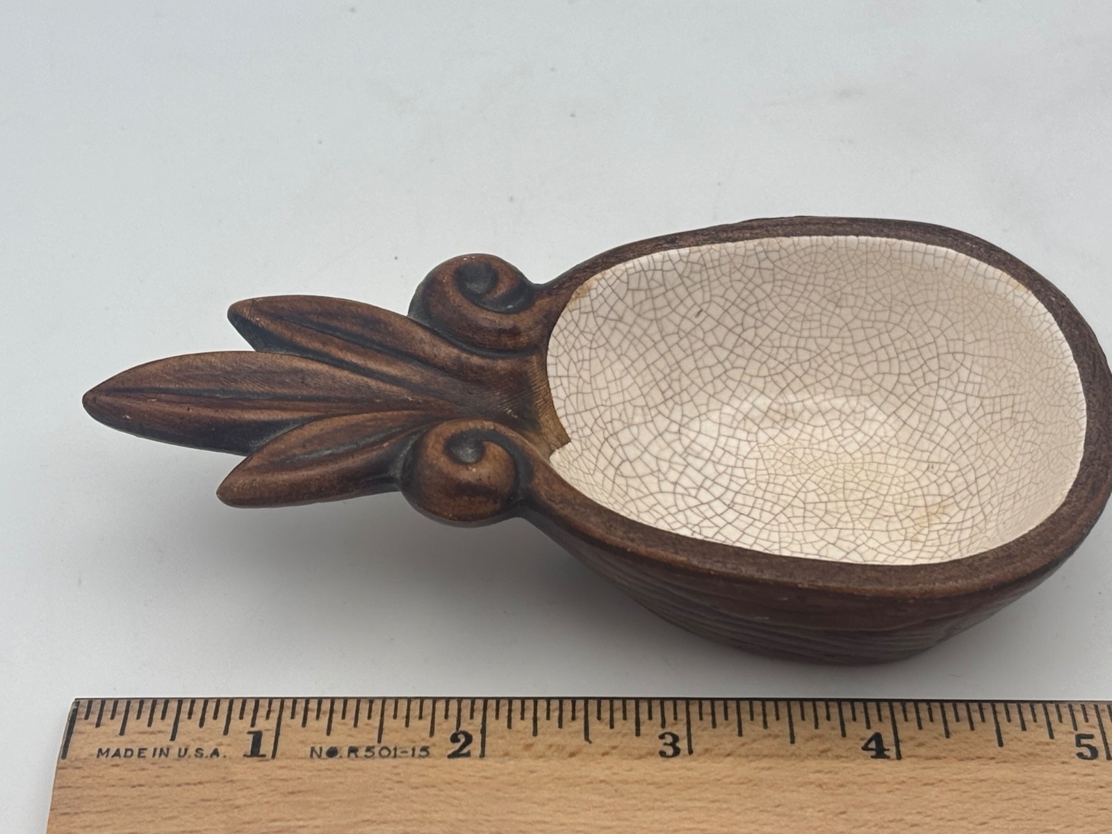 Vintage 1962 Treasure Craft of Hawaii No 40 Pineapple Shaped Trinket Dish *Read
