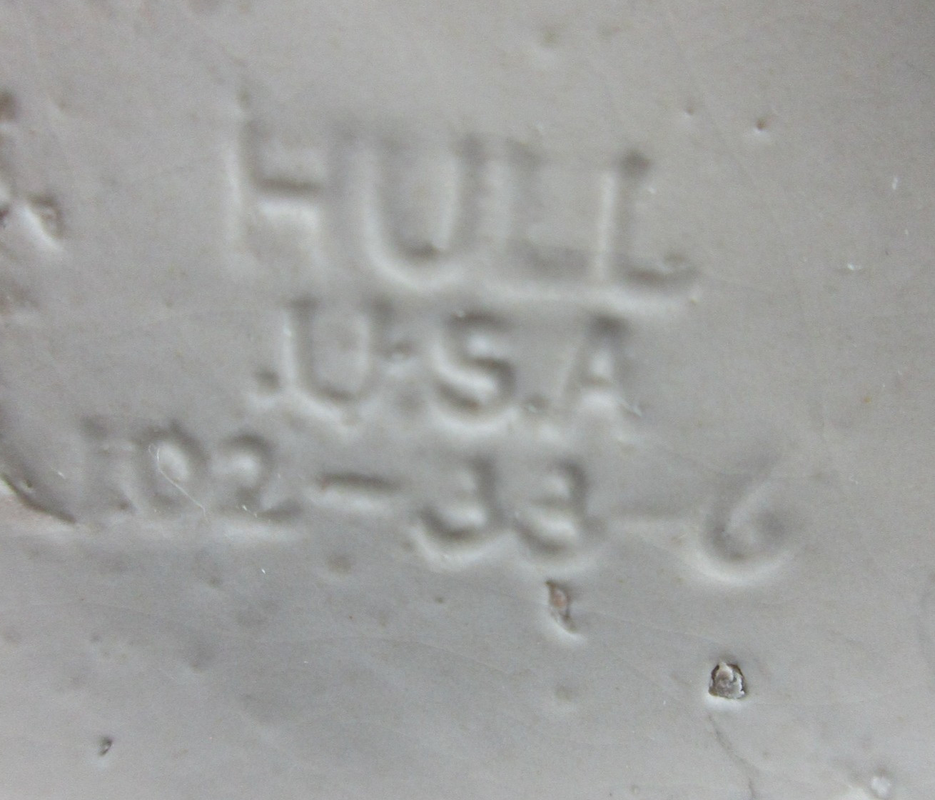 Hull Basket-Sueno Tulip-1938-7 1/4″