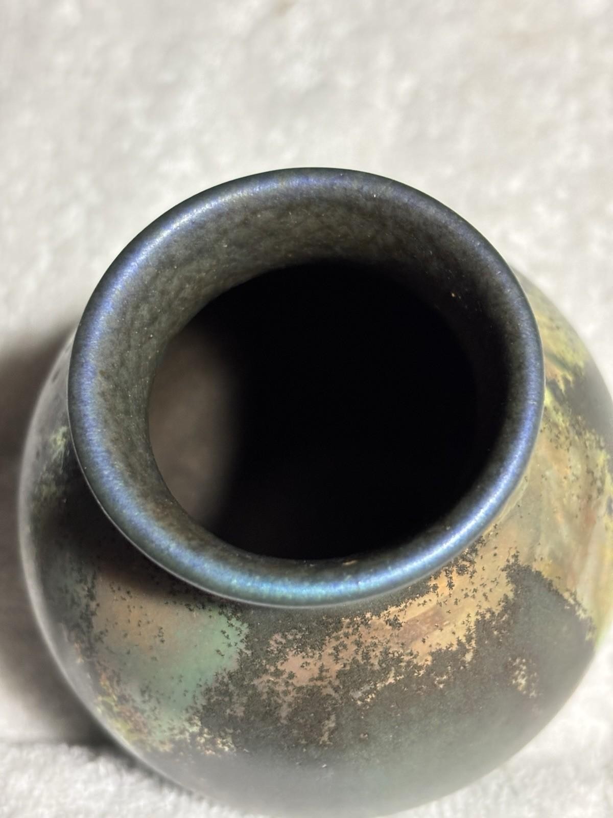 Vintage 2014 Pewabic Pottery Detroit Cabinet Vase Iridescent Glaze 4” Tall