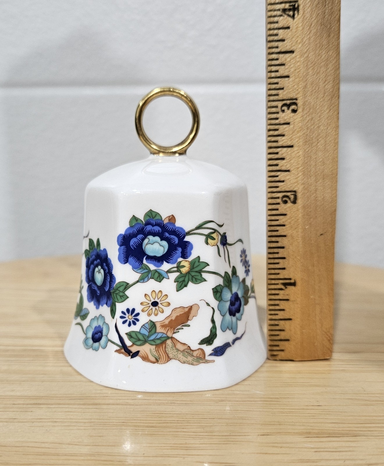 Vintage Marlina Aynsley Bell Fine Bone China Porcelain 3.25″ Made In England