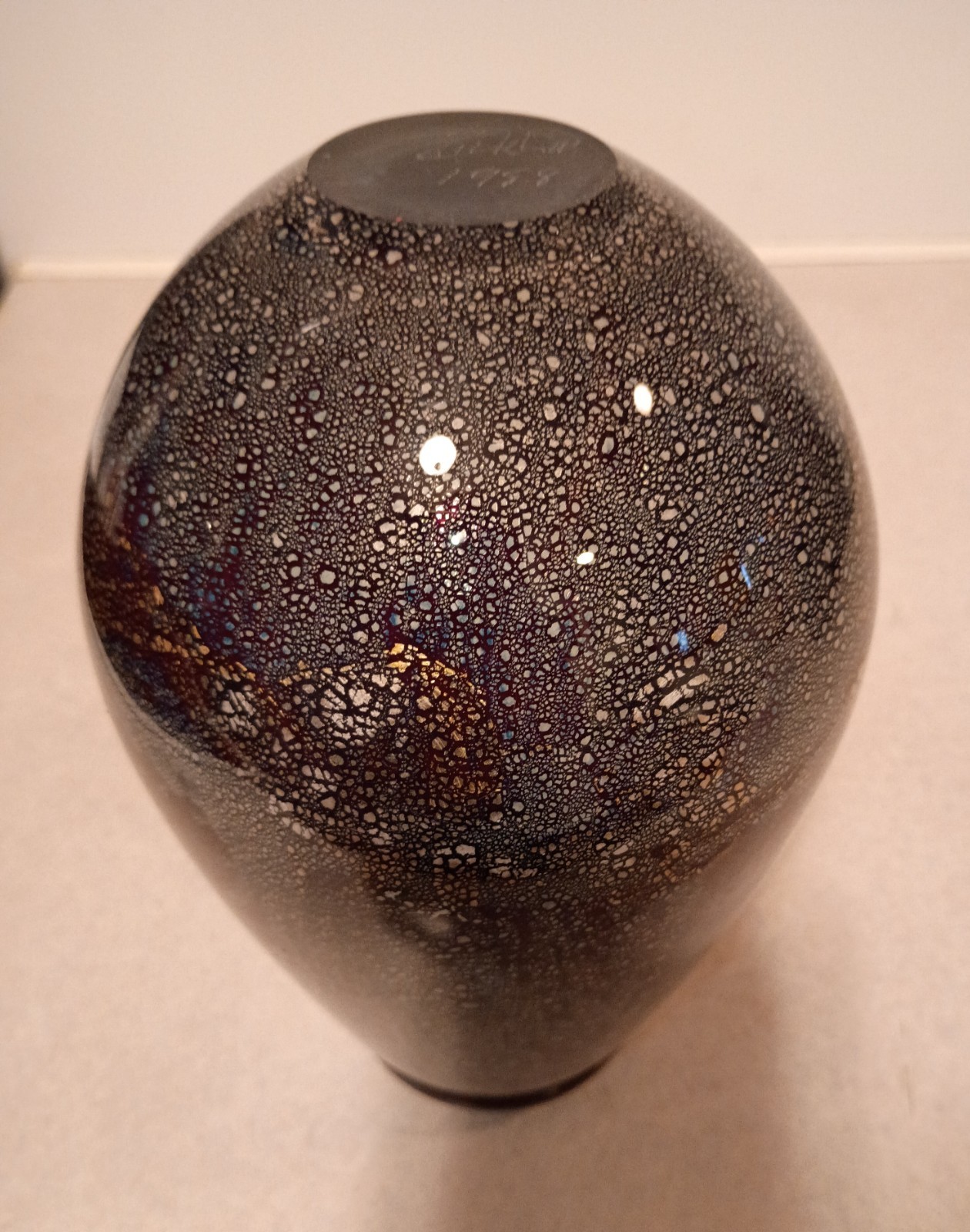 Rare Gorgeous 1988 Signed Glittery Abstract Robert Eickholt 8.75″ Art Glass Vase