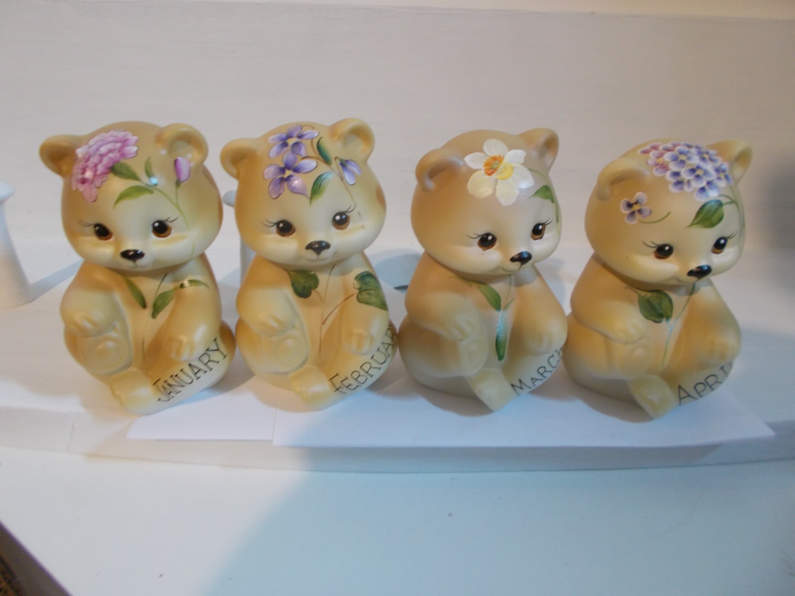 Fenton H /P Sitting Bears of the Month, Set of 12,2018, Kim Barley
