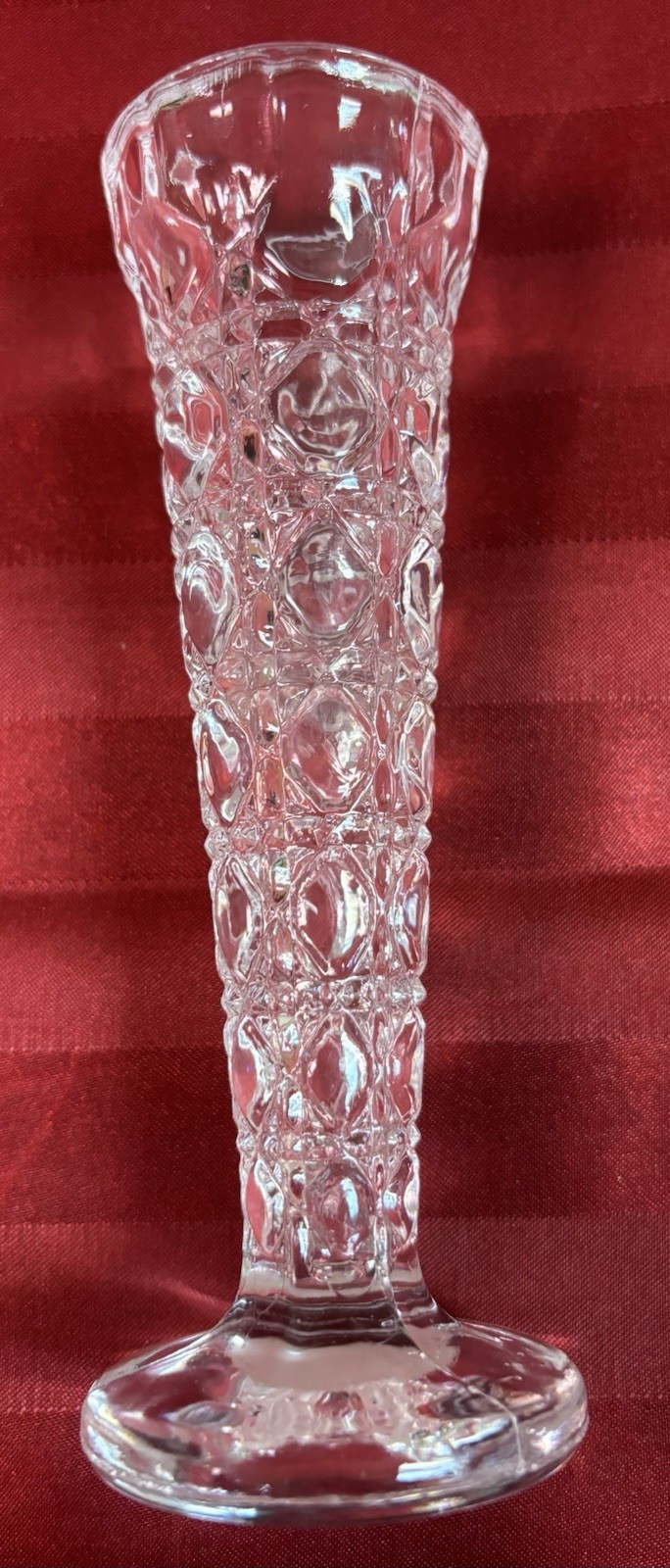 ARTMARK MCM 24% Lead Crystal-Cut Graduated Bud Vase 6″ Tall Diamond Pattern