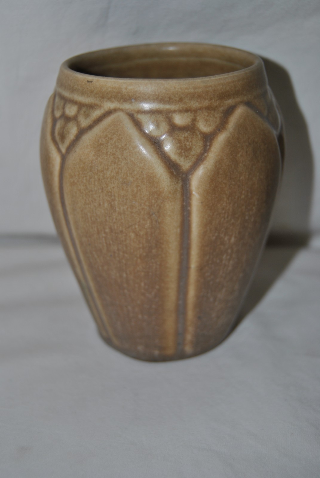 Rookwood Matte Brown Vase With Blue Inside On The Bottom 1939 Shape #2090