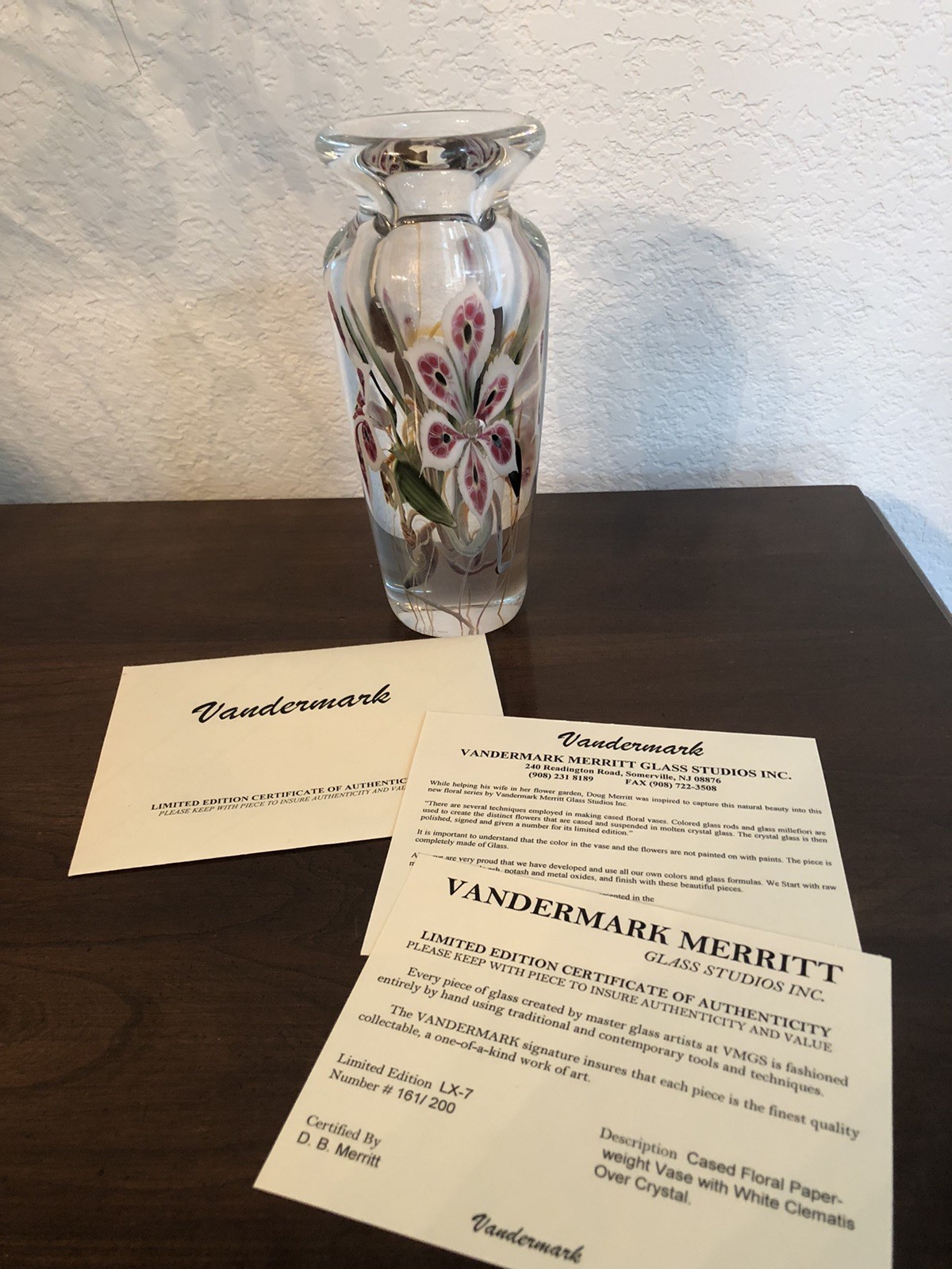 VANDERMARK MERRITT SMARR GLASS White Clematis Floral Vase CRYSTAL Limited Papers