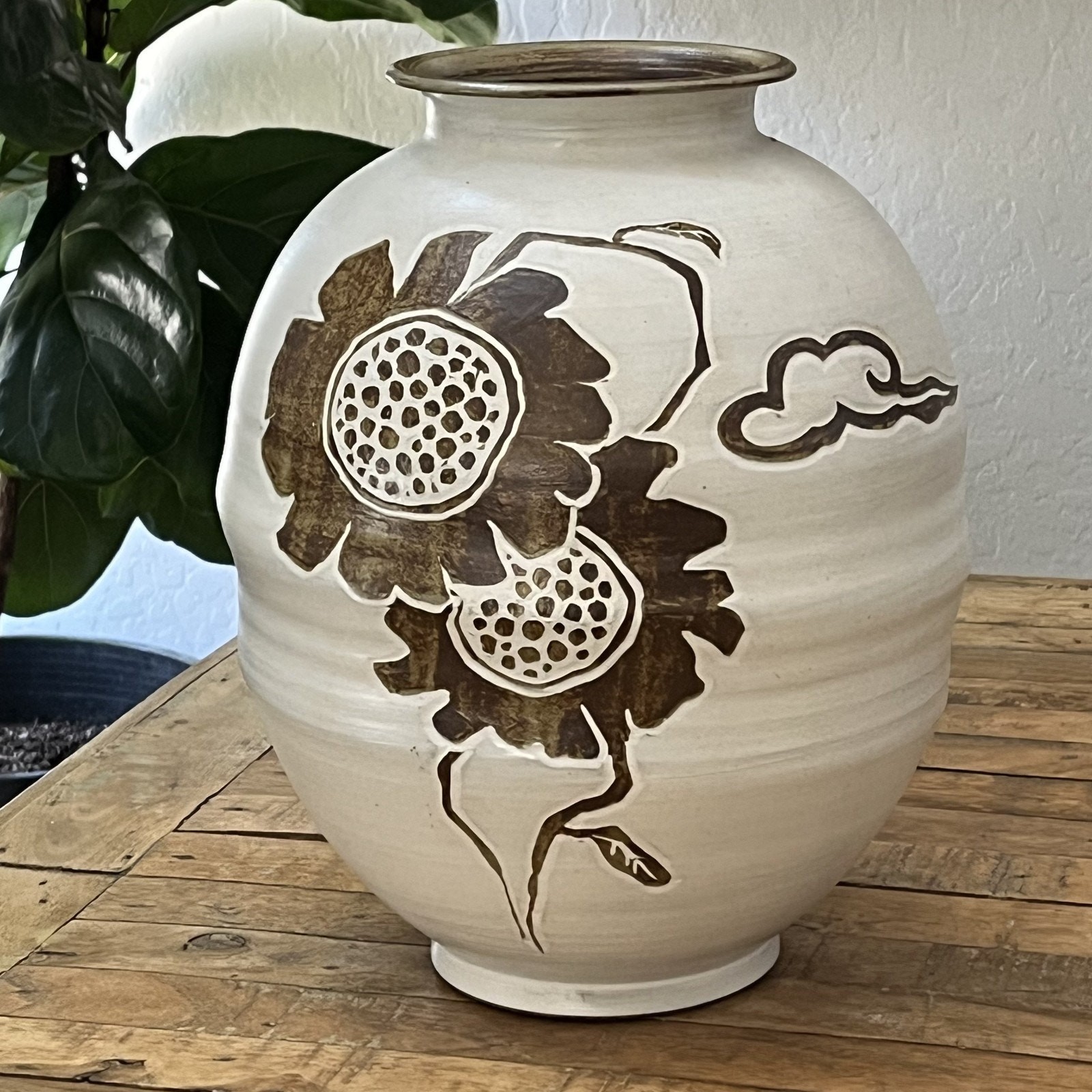Studio Art Pottery Ceramic Vase 14.5″ Freehand Sgraffito Floral Design Signed