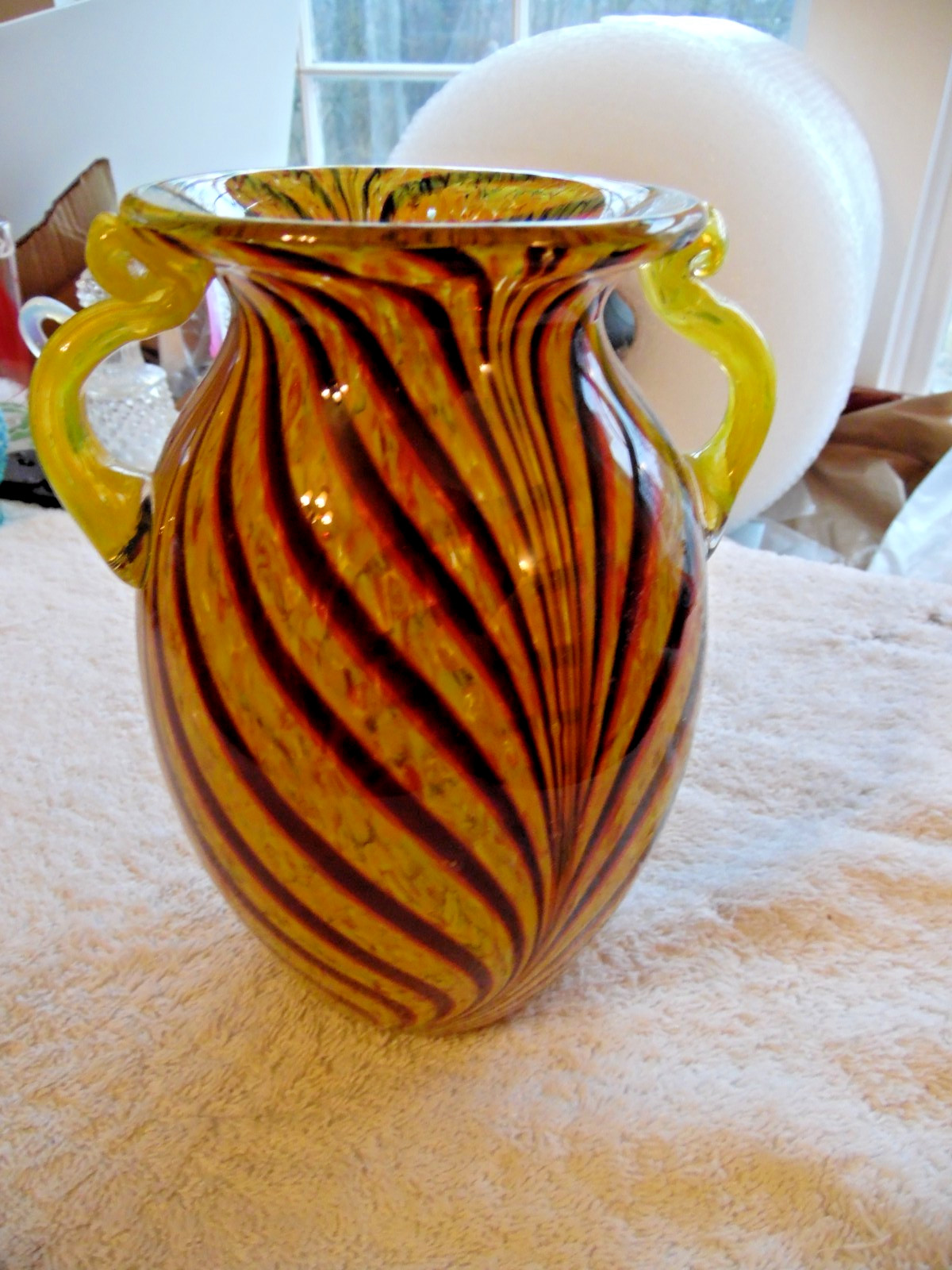 Vtg Art Glass Murano, Tiger Stripe, Urn, Swirl, Feather, Vase 7 1/4″ Inches Tall