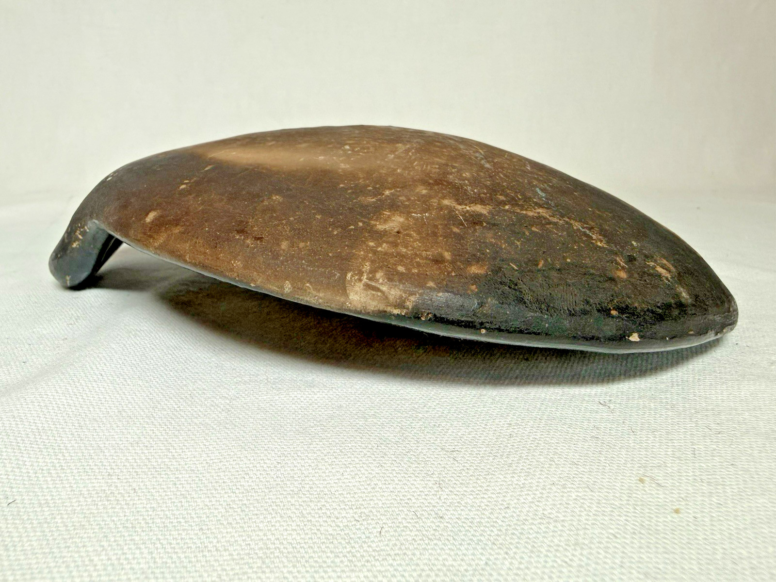 Vintage Lenca Hand Crafted Honduran Pottery Tortuga Art Black plate Bowl 7″ x8 “