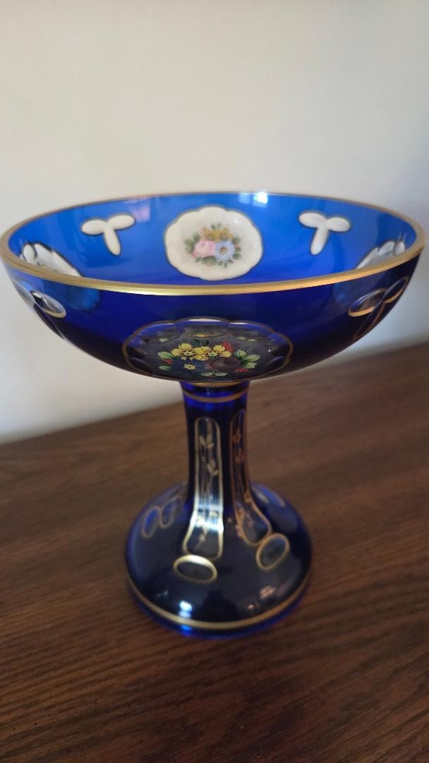 ANTIQUE MOSER BOHEMIAN COBALT BLUE OVERLAY CUT CLEAR GILT GOLD ART GLASS DISH