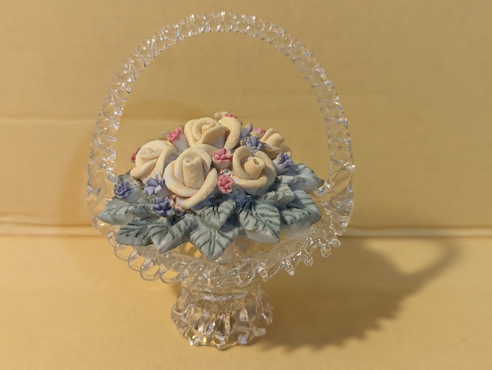 Vtg R R Roman Hand Spun Glass Basket W/ Porcelain Flowers Made In Taiwan.