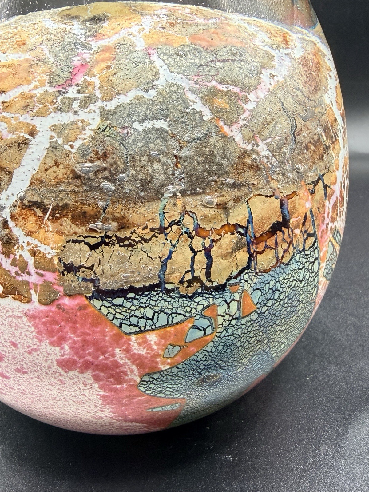 Jean Claude Novaro Signed Art Glass Vase Iridescent Pink Crackle French Blown 5”