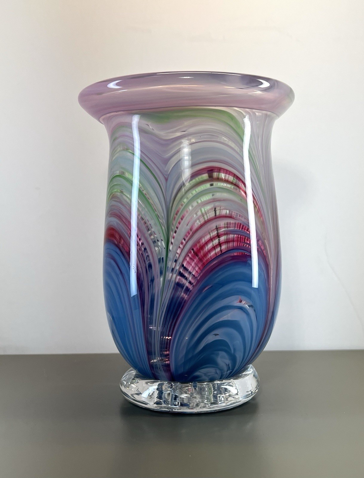 Tacoma Glassblowing Studio Art Glass Vase 7.25” Multicolor Pulled Feather