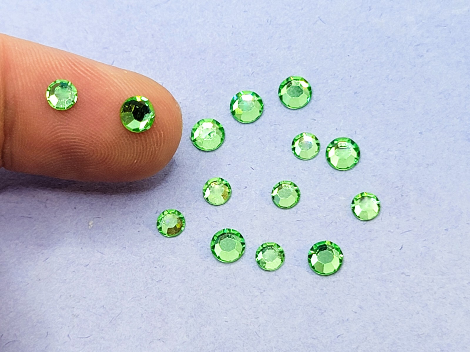 Vintage Flat Back Uranium Glass Rhinestones 3.6mm 4.6mm Green Embellishment 10pc
