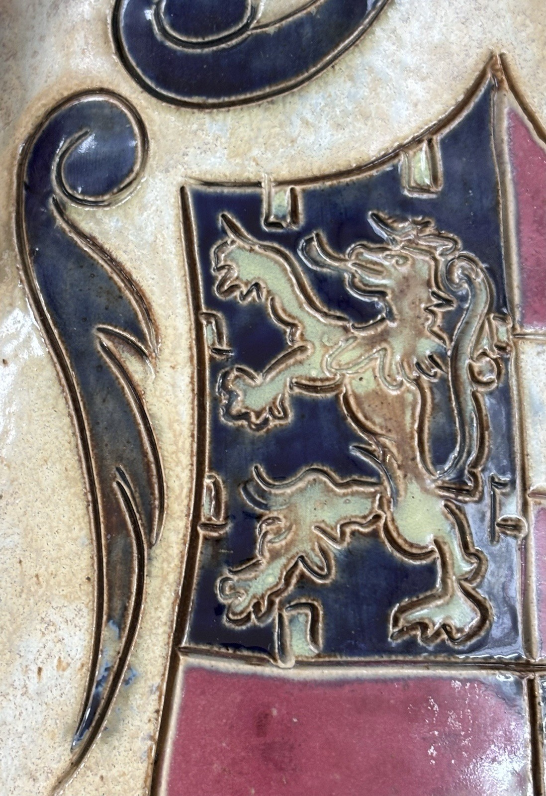 Roger Guerin Luxembourg Castle Lion Crest Salt Glaze Stoneware Art Deco Vase EUC
