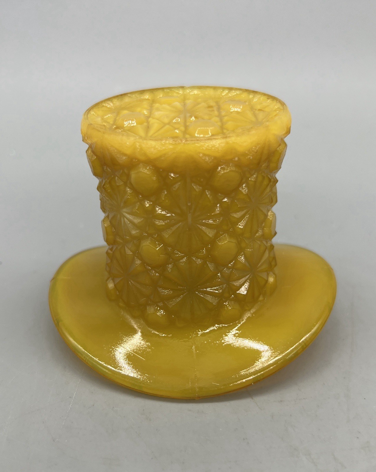 Fenton Yellow Opaque Amber / Goldenrod Daisy Button Mini Top Hat Vase