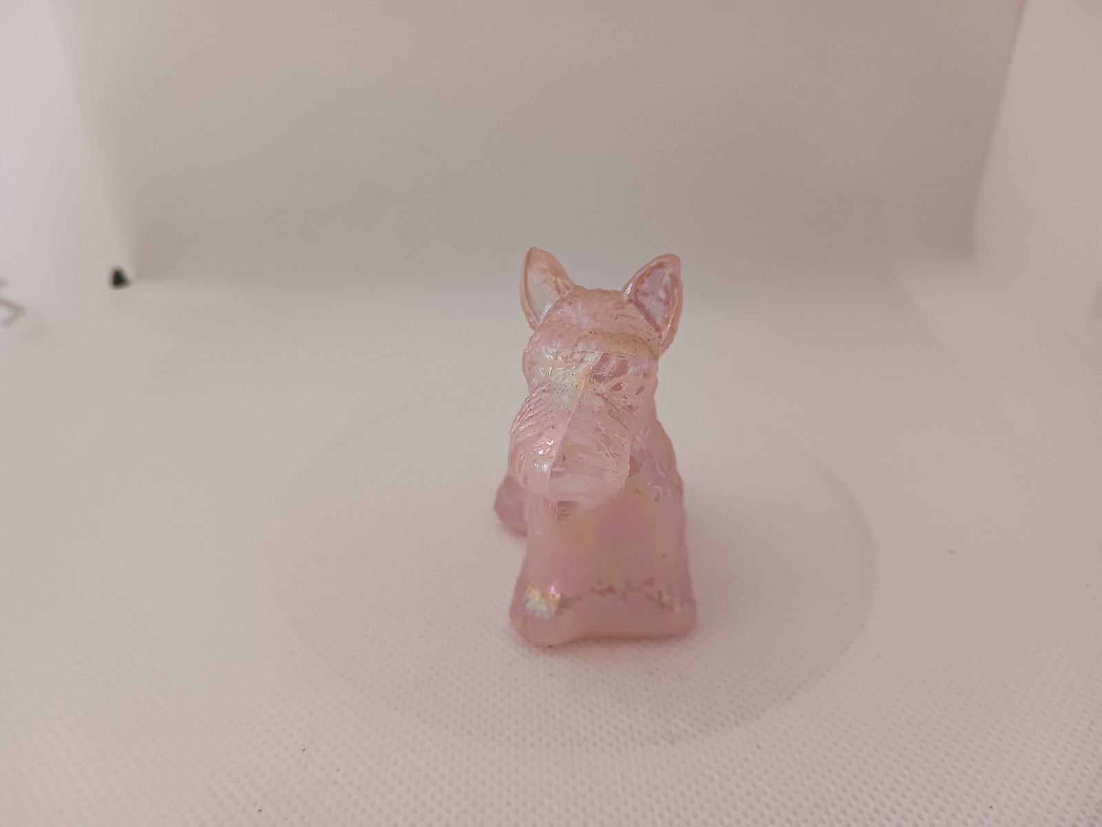 Boyd Art Glass Duke the Scottie – Rose Blush Carnival – produced on 4-29-2004