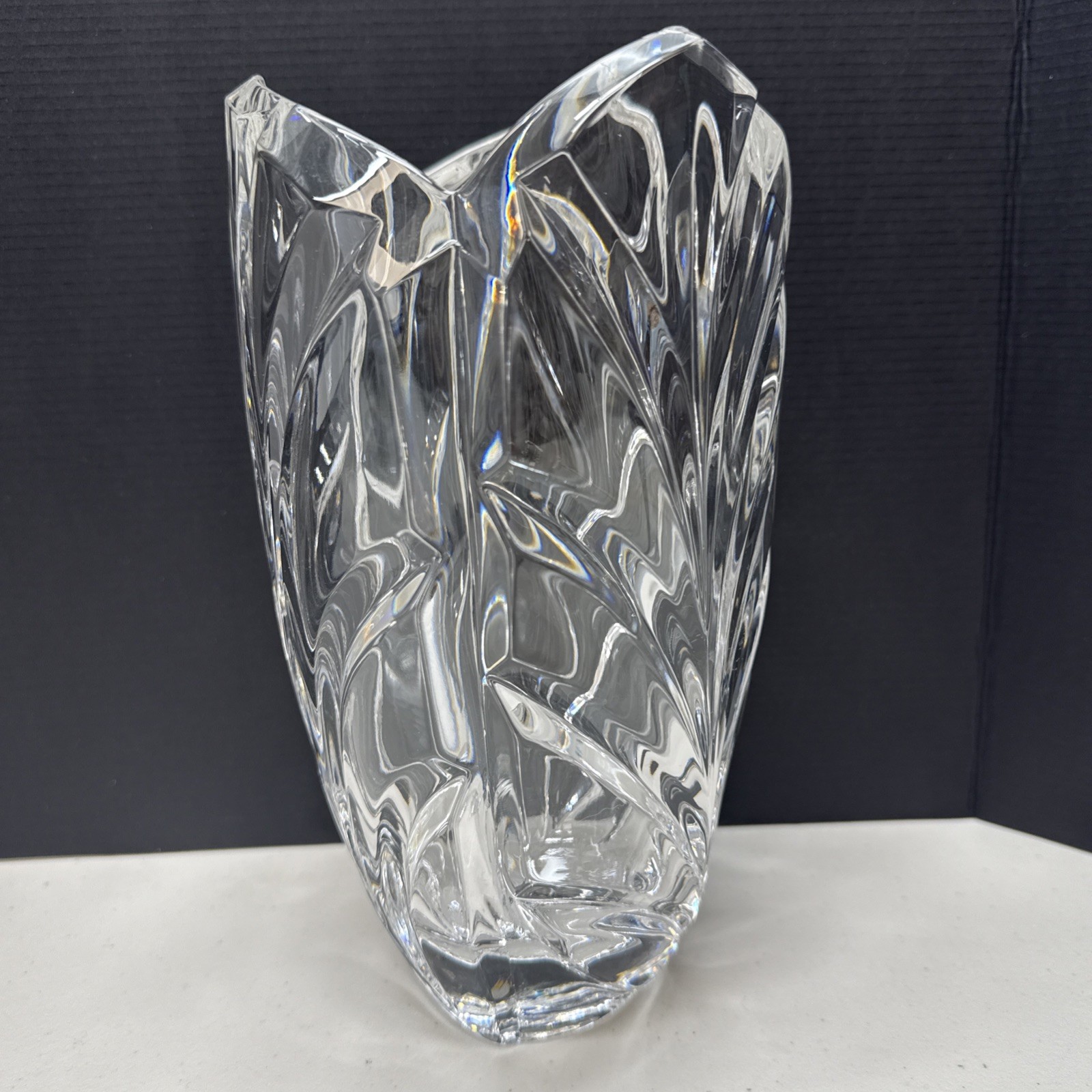 Vintage Signed Marquis by WATERFORD 9″ PALMA Cut Crystal Vase Palm Leaf