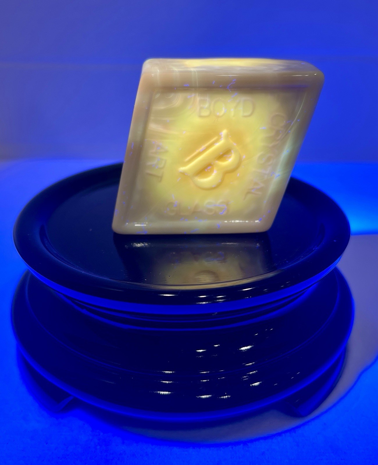 Vintage Boyd Crystal Art Glass #13 Old Ivory UV Reactive Logo Paperweight HTF