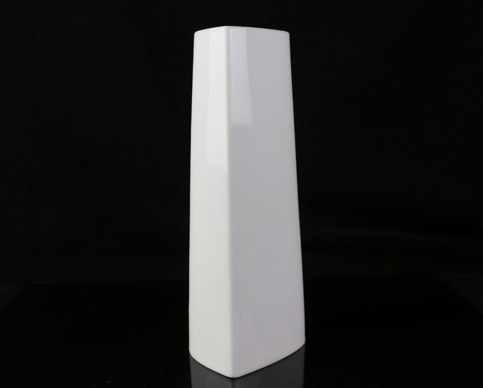 KPM Berlin White Glazed Modernist 8-5/8″ Vase