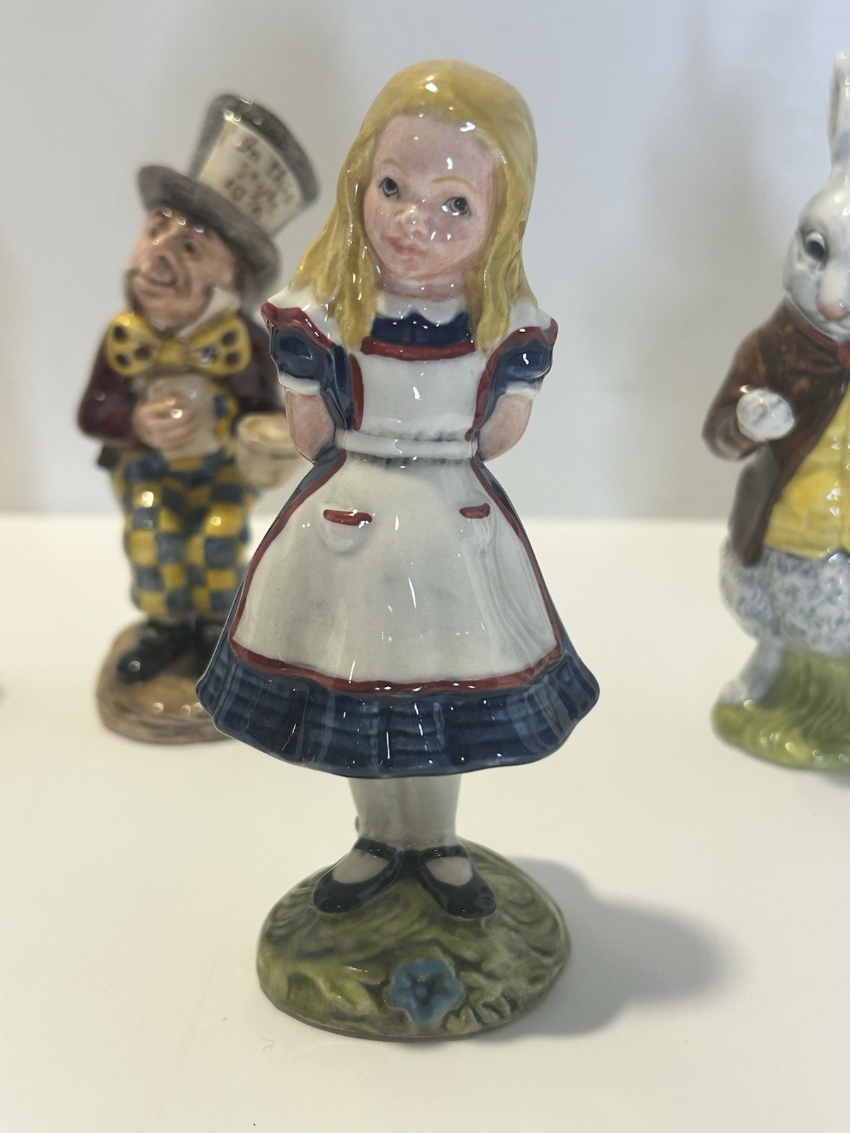 Beswick Alice Series Alice in Wonderland Figurines 1974 England Royal Doulton