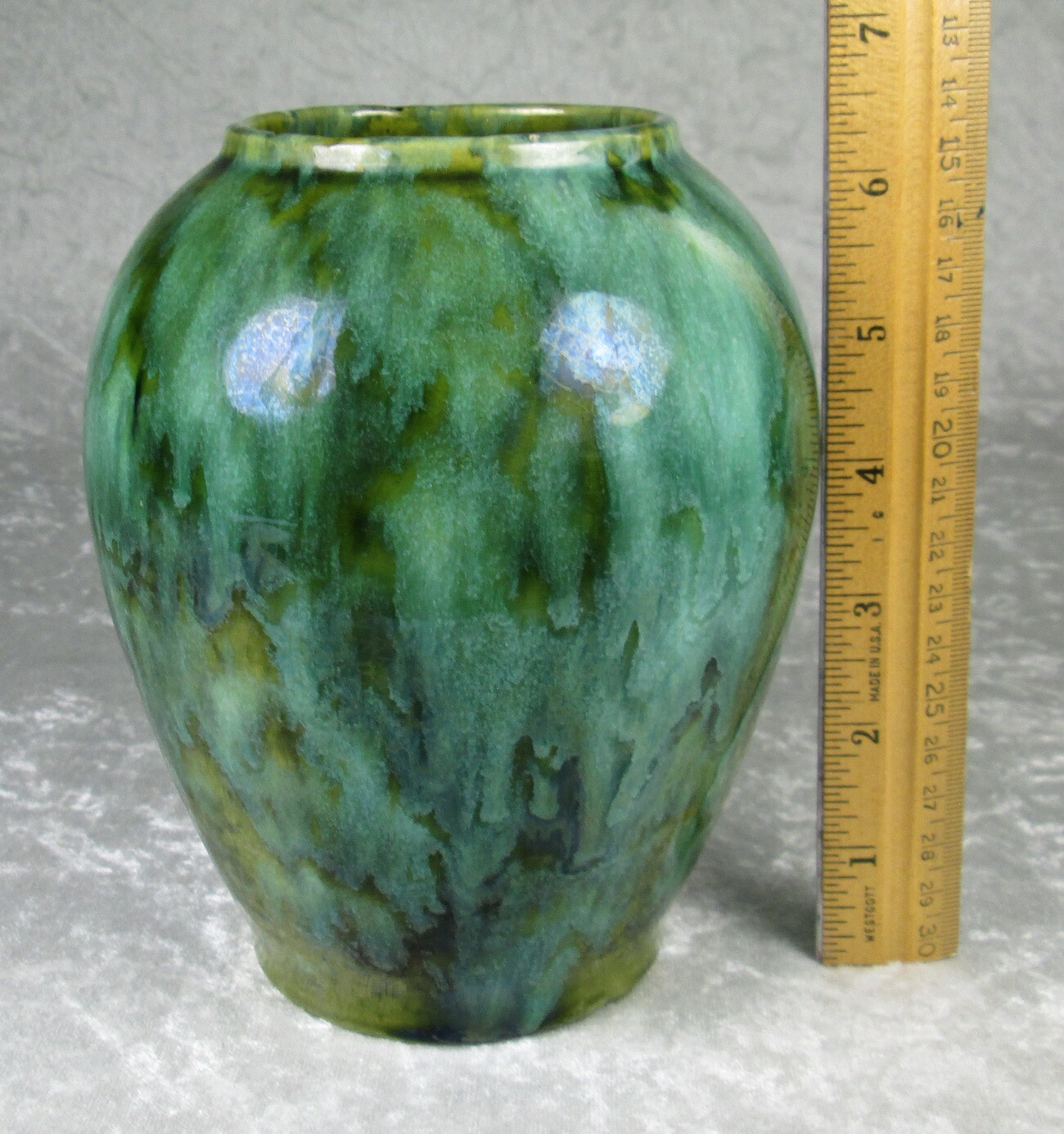 Brush McCoy Green Blue Drip Glaze 050 Vase 6-1/8 inches Tall 5 inch Diameter