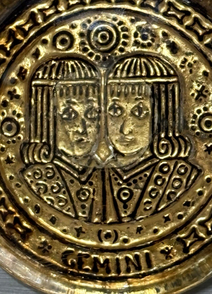 Italian Venetian Glass Gold Leaf Embossed GEMINI TWINS Zodiac Art Paperweight