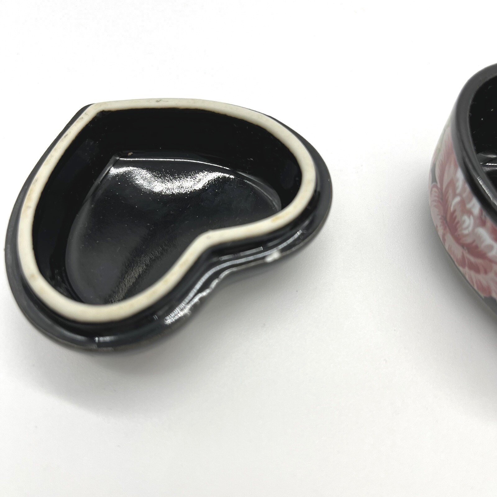 Otagiri Tavistock Floral Garden Heart Trinket Box Black Pink Roses Hinged Lid