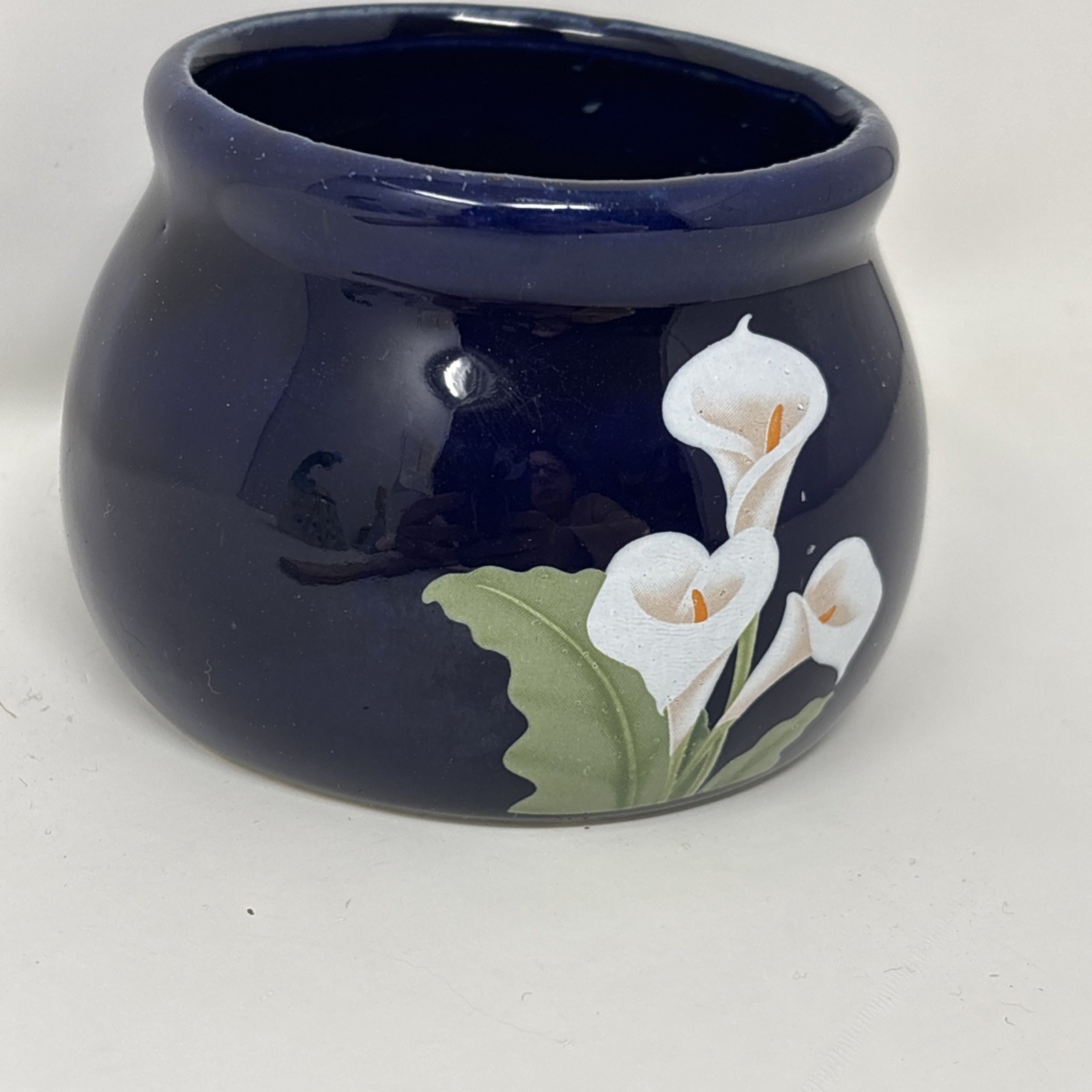 VTG Sirius Enterprises ‘85 Cobalt Blue Planter Crock Lily Flower Lillies Pottery