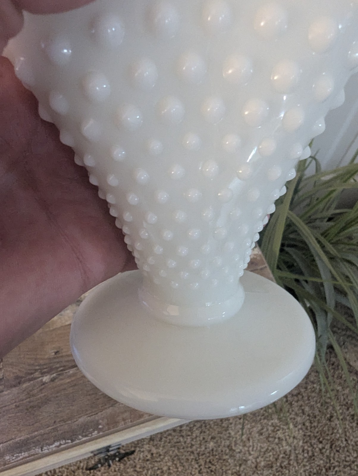 Vintage Fenton White Milk Glass Hobnail Fan Vase 6″ Ruffled Pedestal
