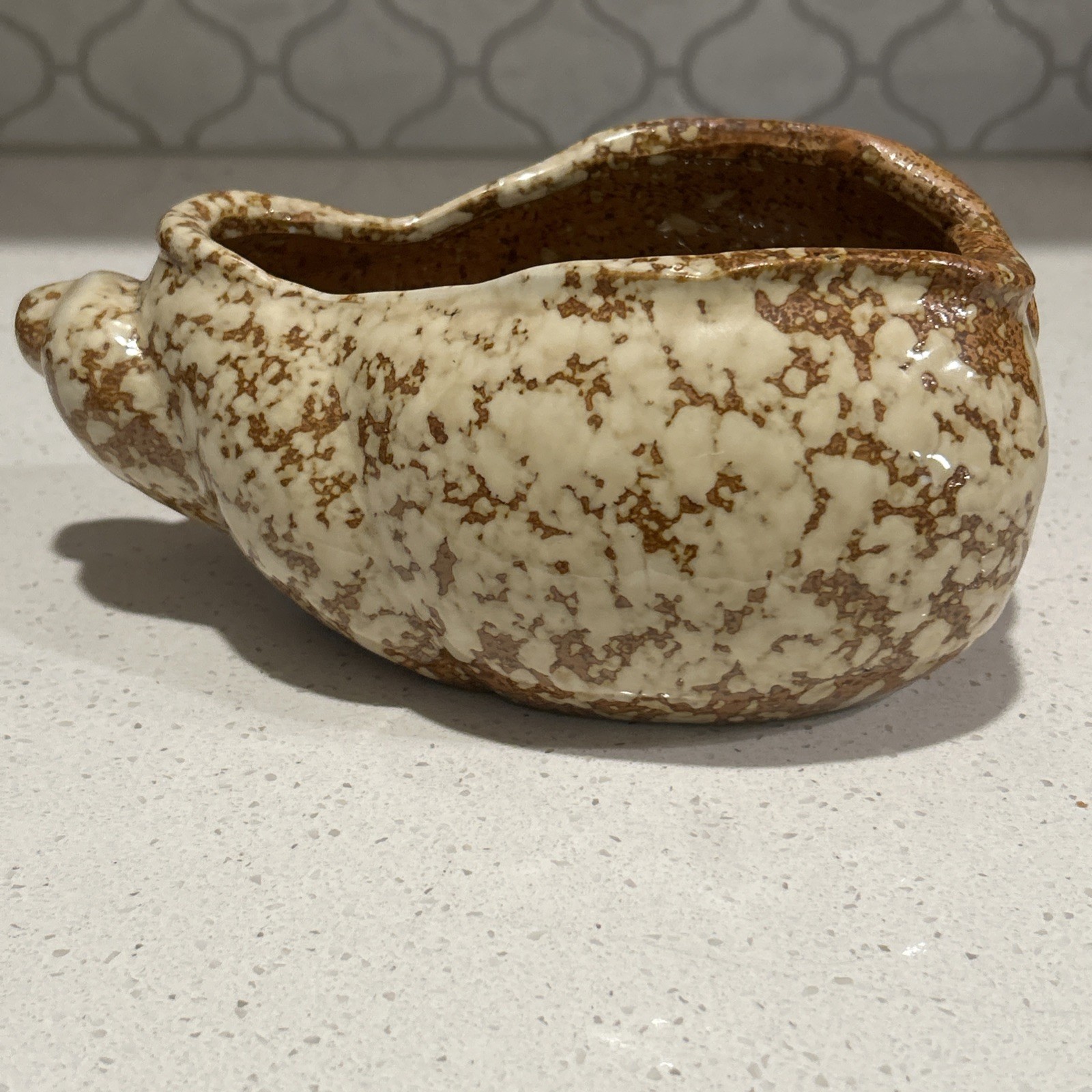 Vintage Seashell Pottery Glazed Brown Spongeware 10x6x5