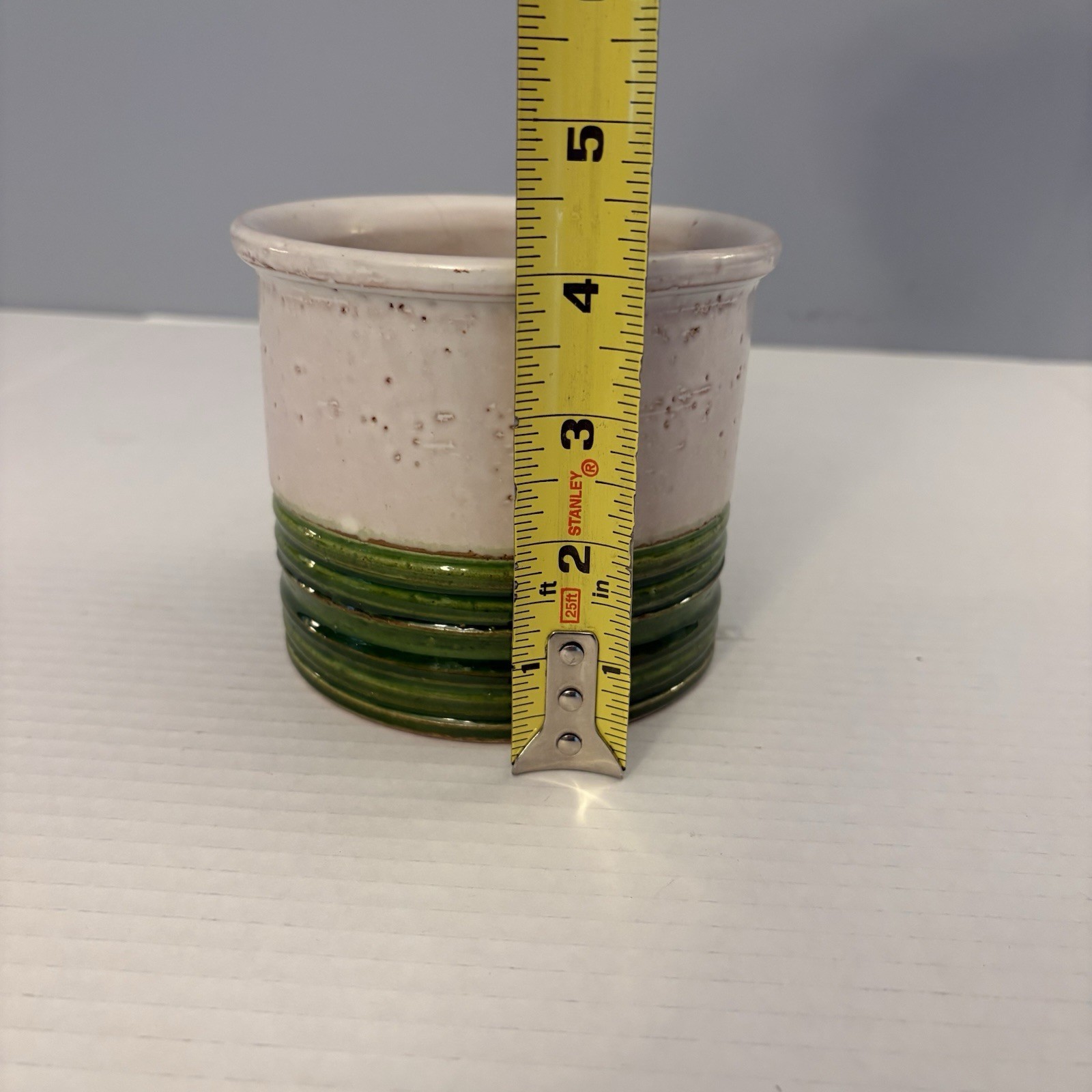 Rosenthal Bitossi Pottery Style mid century White, Green Vase Planter 4.0” Italy