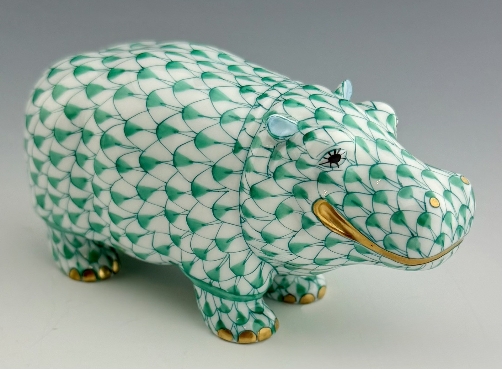 🦋 MINT HEREND Smiling HIPPO Green Fishnet Hippopotamus Figurine