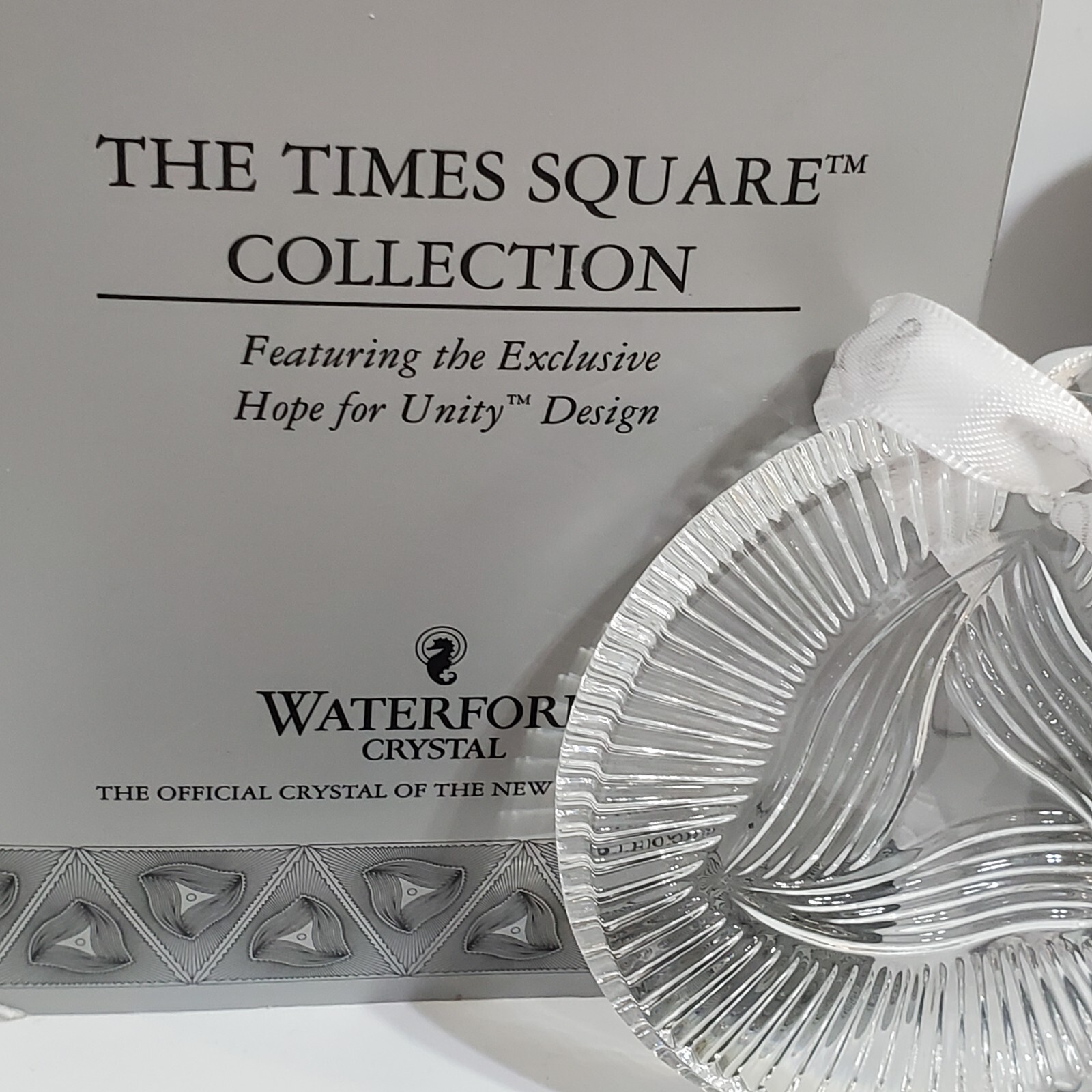 NEW 2004 Waterford Crystal TIMES SQUARE COLLECTION Ornament Hope for Unity