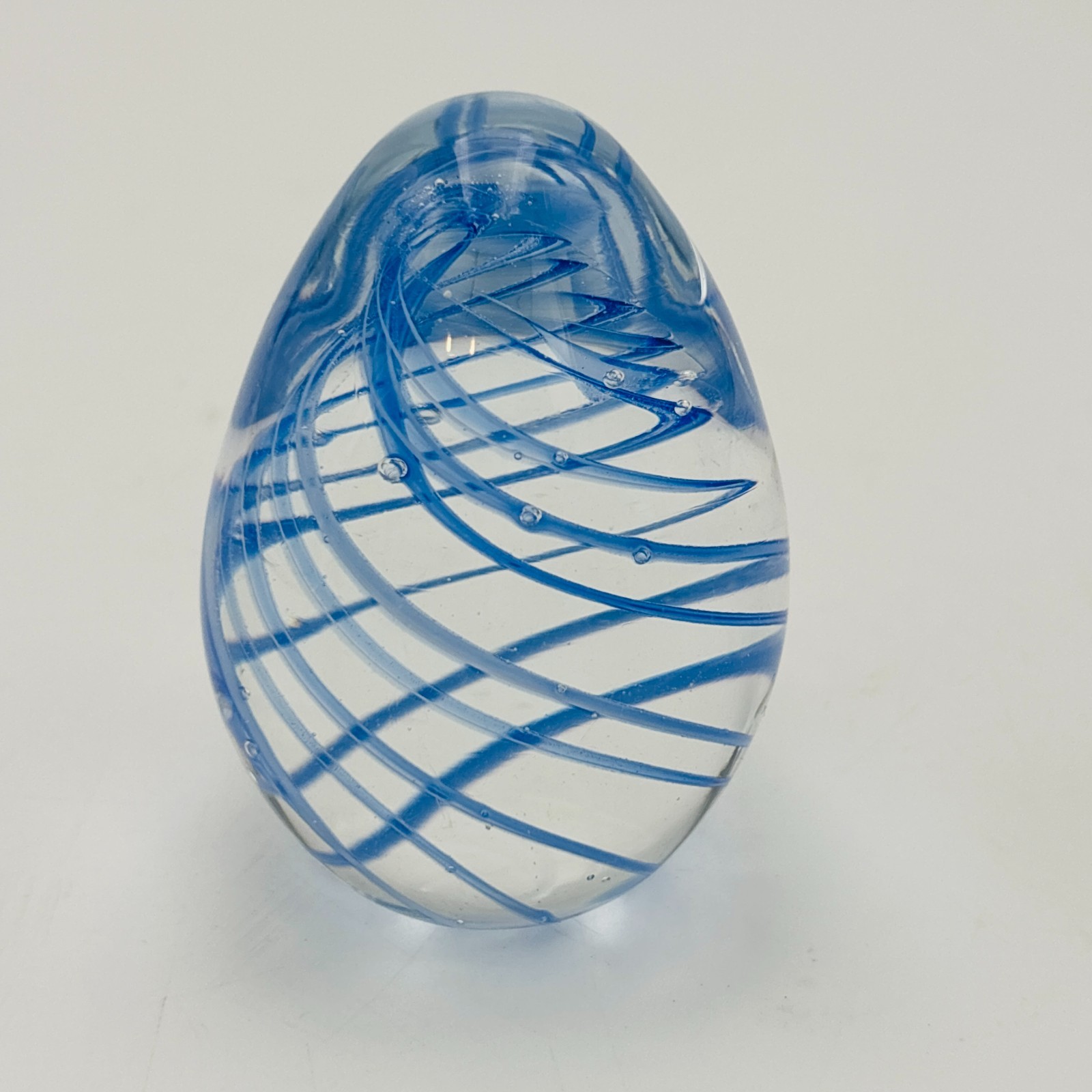 Vintage Decorative Art Glass Egg Paperweight Blue Ribbon Swirl Hand Blown 2.5 in