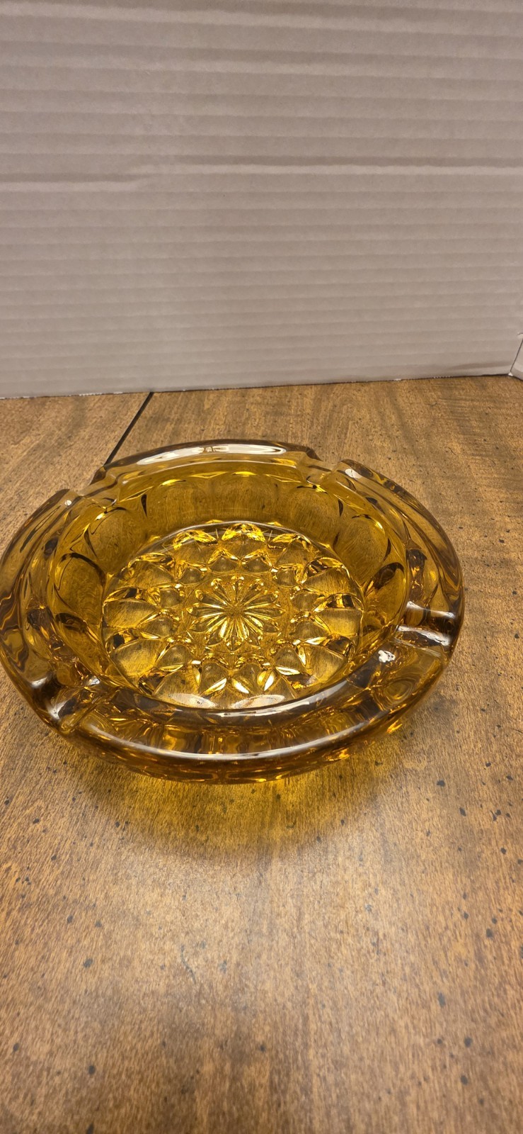 Vintage Amber HONEY Glass ASHTRAY ANCHOR HOCKING FAIRFIELD 6″ CIGAR CIGARETTE