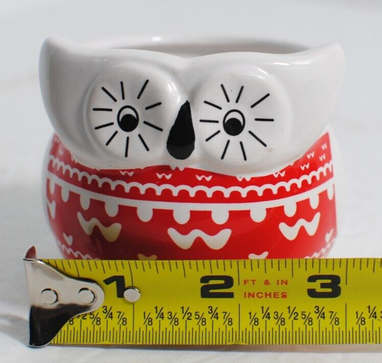 Calandiva 2″ Red White and Black Pottery Trinket Pot 1 pint 480 ml.