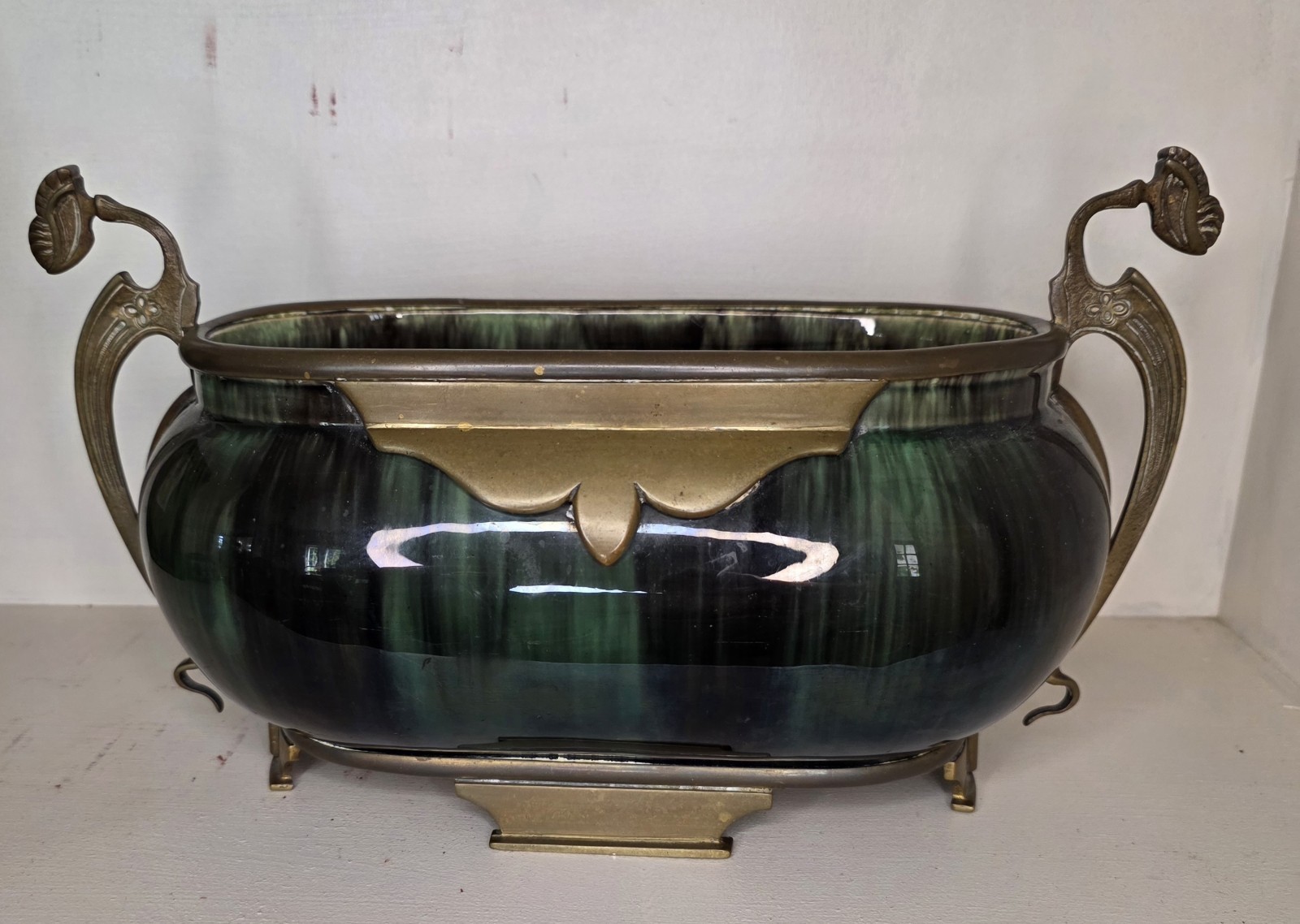 Antique Eichwald Majolica Art Pottery Jardinière Centerpiece Bowl – (Model 565)